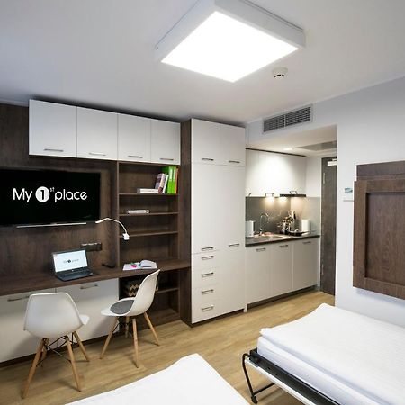 My 1St Place Poznan Aparthotel Esterno foto