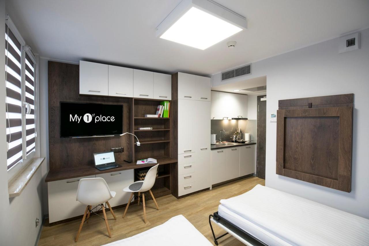 My 1St Place Poznan Aparthotel Esterno foto